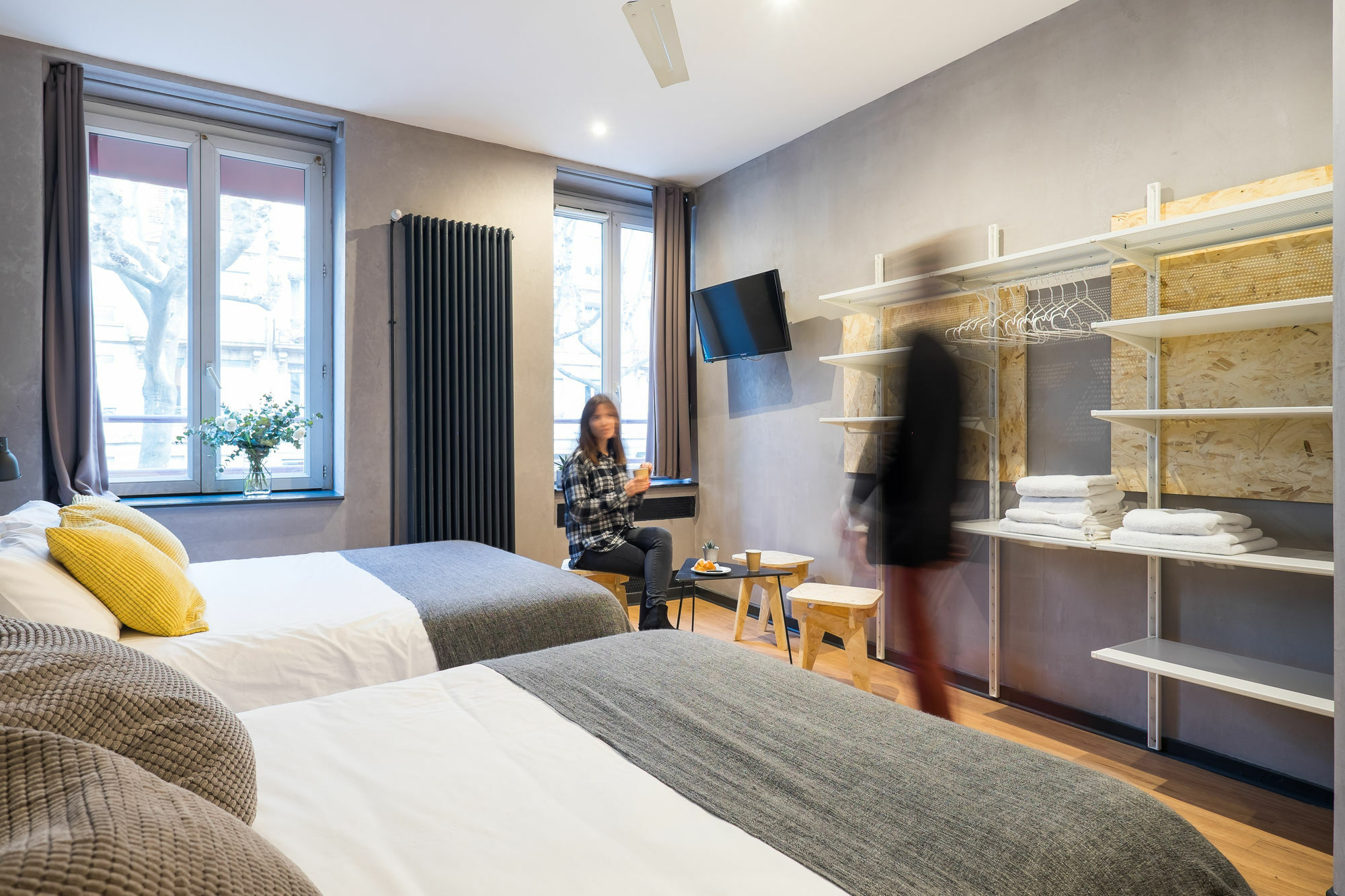 Hotel Taggat Лион Екстериор снимка